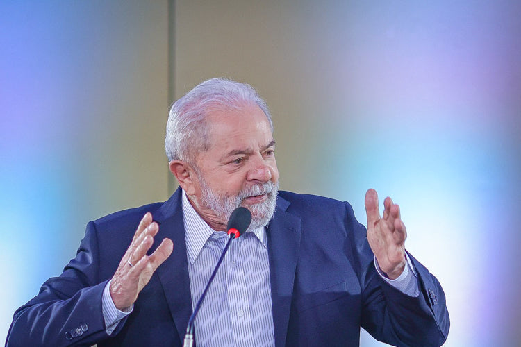 Lula Aborda Caos no RS para Renovar Apelo pela "Regulação" da Internet